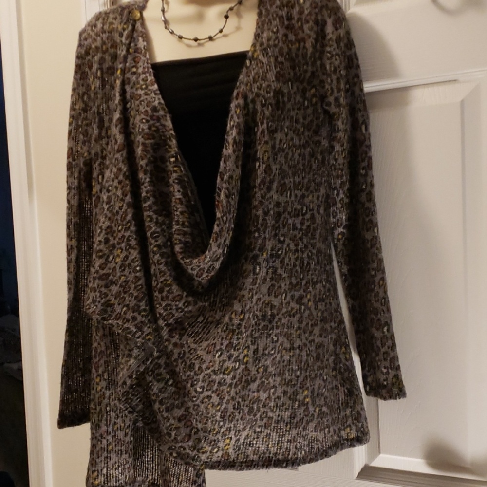 Animal print light weight sweater